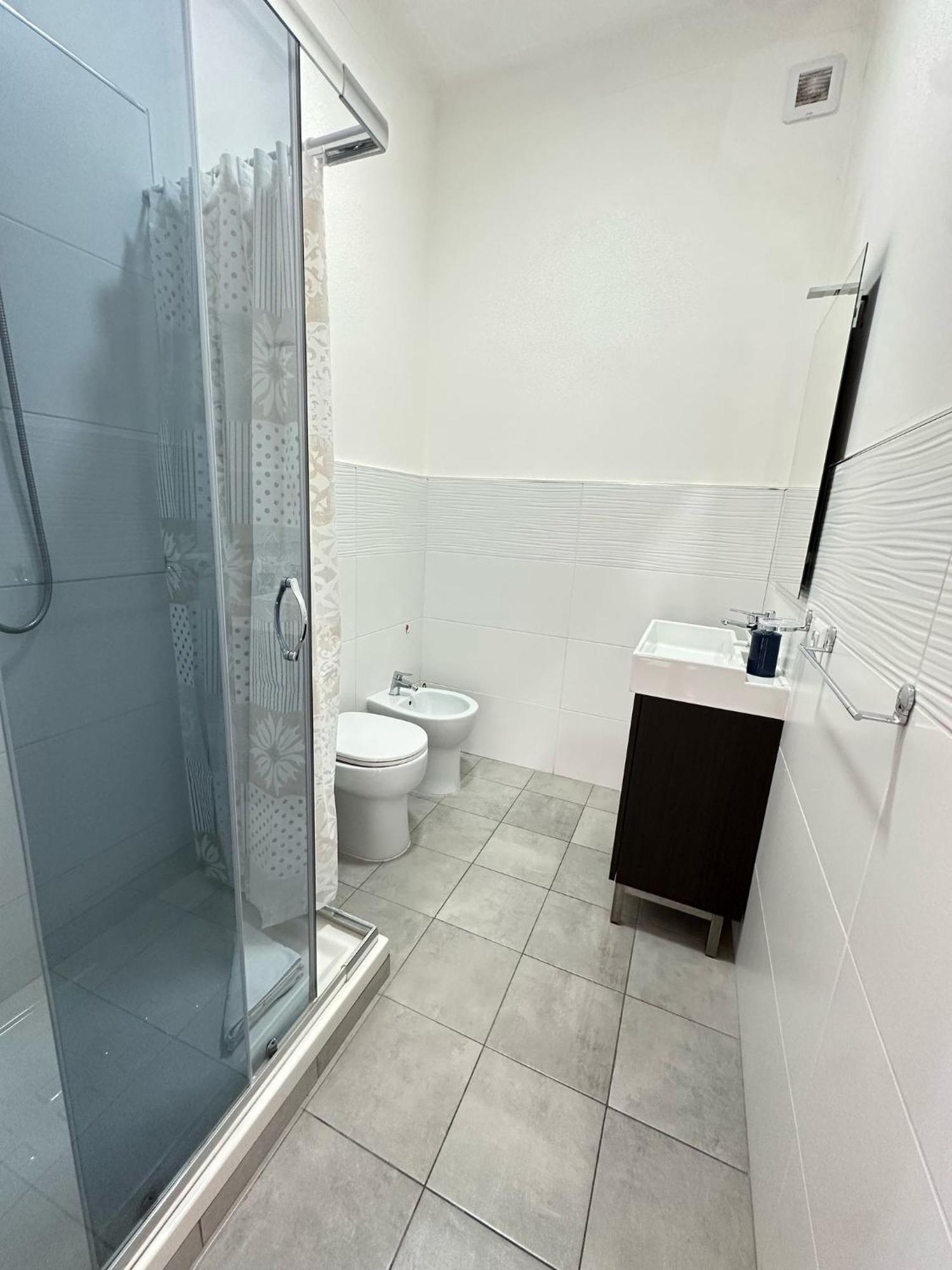 Trastevere Rome's Heart Charming & Cozy 3 Apartment Rome